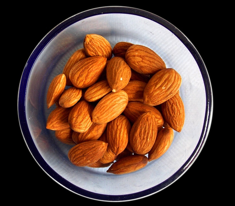 Almonds(Pixabay)