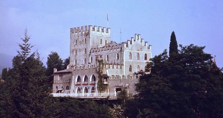 قلعة إيتر